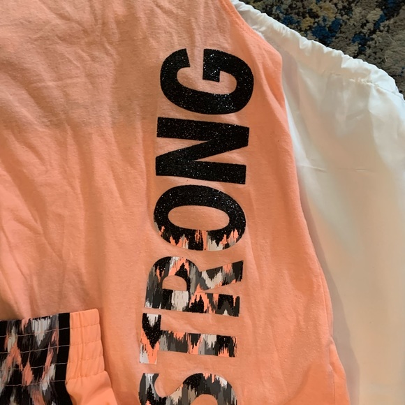 Justice Active 2 piece set - Picture 2 of 5